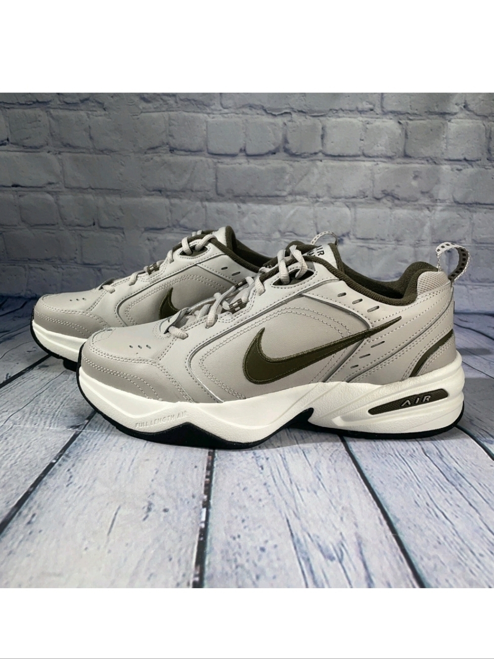 Nike Air Monarch IV Athletic Shoes Moon Particle Dark Hazel 415445-200 Mens 9.5 - Picture 2 of 5